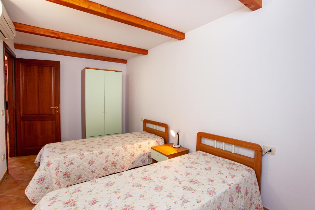 Appartamento Sole Mare Citai San Teodoro  Extérieur photo
