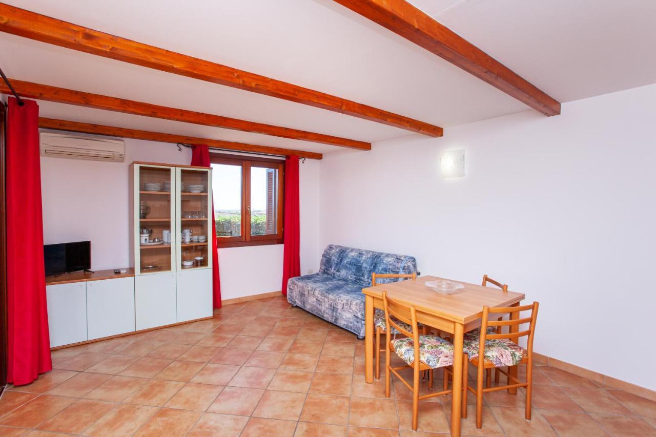 Appartamento Sole Mare Citai San Teodoro  Extérieur photo