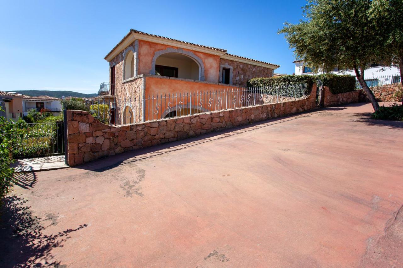Appartamento Sole Mare Citai San Teodoro  Extérieur photo