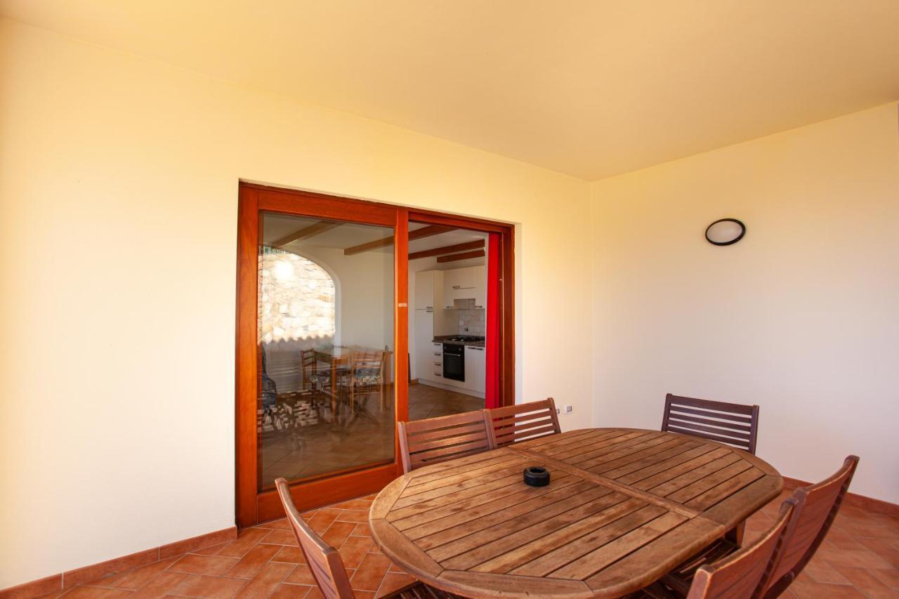 Appartamento Sole Mare Citai San Teodoro  Extérieur photo